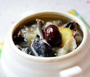 海底椰響螺烏雞湯 海底椰響螺烏雞湯