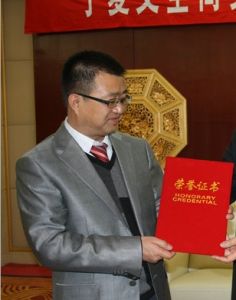 劉文全[武漢警備區政治部主任]