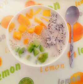 椰奶Q滑水果撈 椰奶Q滑水果撈