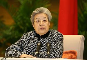 政治局委員吳儀