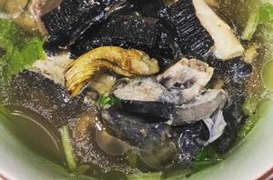 石斛靈芝燉雞湯 石斛靈芝燉雞湯