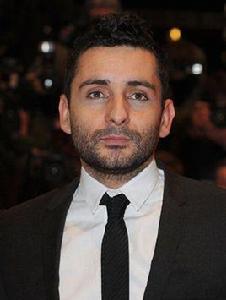 佐米·希爾拉 佐米·希爾拉