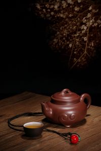 作品《三足如意》