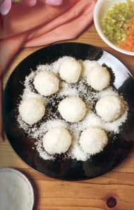 雞蓉椰香飯糰 雞蓉椰香飯糰