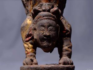 銅頭鐵額 銅頭鐵額