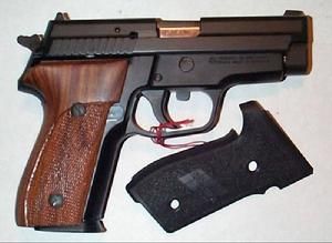 伯萊塔92F 手槍