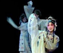 《牡丹亭》杜麗娘