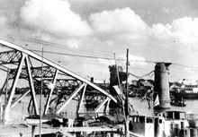被炸毀的海珠橋