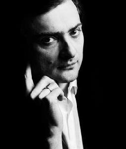 弗拉季斯拉夫·蘇爾科夫 弗拉季斯拉夫·蘇爾科夫