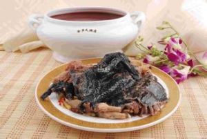 甲魚燉烏雞煲 甲魚燉烏雞煲