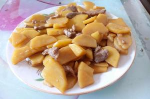 土豆乾炒肉 土豆乾炒肉