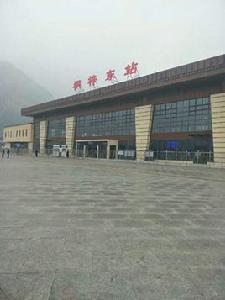 桐梓東站 桐梓東站