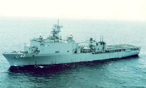 惠特貝島級塢式登入艦