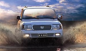 （圖）四驅華翔富奇6500越野車