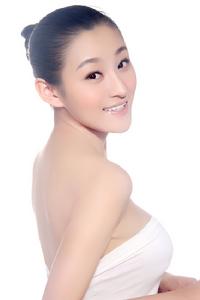 影視新星:彭涵詩