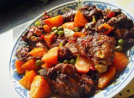 醬燜雞塊 醬燜雞塊