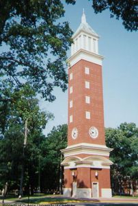 加拿大女王大學