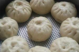 蘿蔔牛肉餡包子 蘿蔔牛肉餡包子