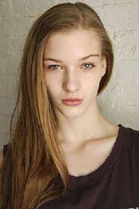 艾萊娜·巴特爾斯 艾萊娜·巴特爾斯