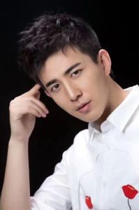 李川[主持人、演員]