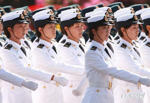 大閱兵三軍女兵隊排頭兵