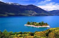 雪域純美的湖光山色