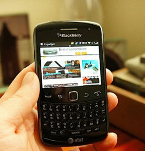 黑莓 9360（Apollo）