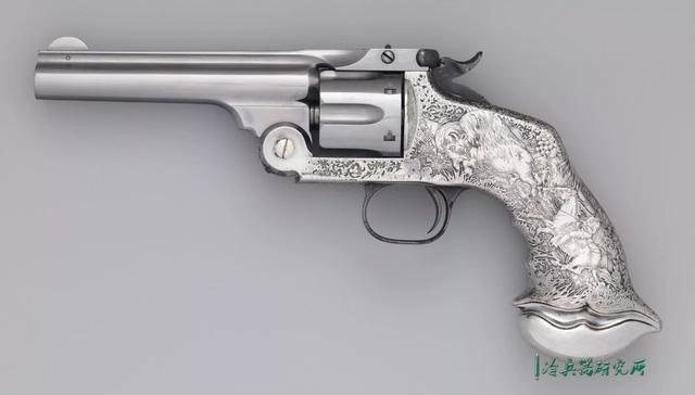 這才是真正的“暴力美學”!史密斯·蒂芙尼合作版精品手槍 這才是真正的“暴力美學”!史密斯·蒂芙尼合作版精品手槍