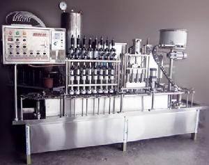 隆昌飲料灌裝機