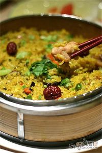 椰子糯米蒸雞飯 椰子糯米蒸雞飯