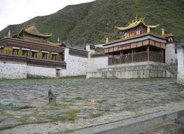 白石崖寺 白石崖寺