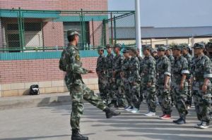 學生軍訓制度 學生軍訓制度
