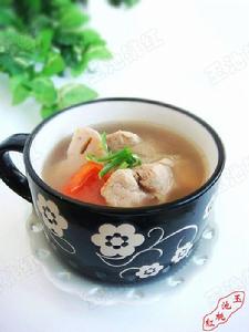 番茄蓮藕排骨湯