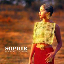 黃雯的代表作《世紀形態》