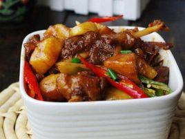 紅燒土豆燜鵝 紅燒土豆燜鵝