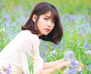 李知恩[1993年出生的韓國女歌手、演員]