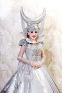 烏蘭圖雅[中國流行民族女歌手]