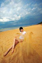 孟瞳迪海灘清涼寫真