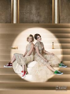 艾米·波勒(左)和蒂娜·菲