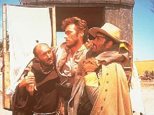 《黃金三鏢客》