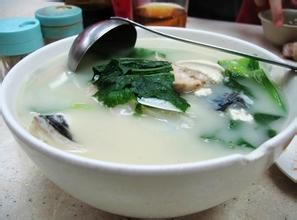 絲瓜雲耳滾肉片湯 絲瓜雲耳滾肉片湯