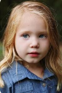 安妮斯頓·普萊斯 安妮斯頓·普萊斯