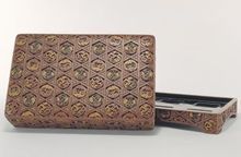 清剔彩格錦團花紋長方盒 清剔彩格錦團花紋長方盒