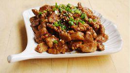 豆醬炒肉丁 豆醬炒肉丁