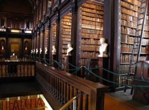 都伯林聖三一學院圖書館 都伯林聖三一學院圖書館