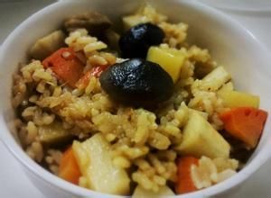 肉丁豌豆燜飯 肉丁豌豆燜飯