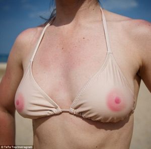 “露點”比基尼 “露點”比基尼