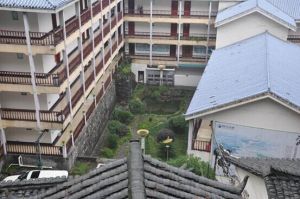 建築規模小，總面積只有2200㎡