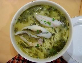 黃魚煨面 黃魚煨面