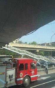 6·7北京男子跳橋事件 6·7北京男子跳橋事件